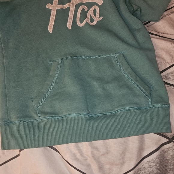 Hollister Women's Green Hoodie XS - Picture 3 of 5